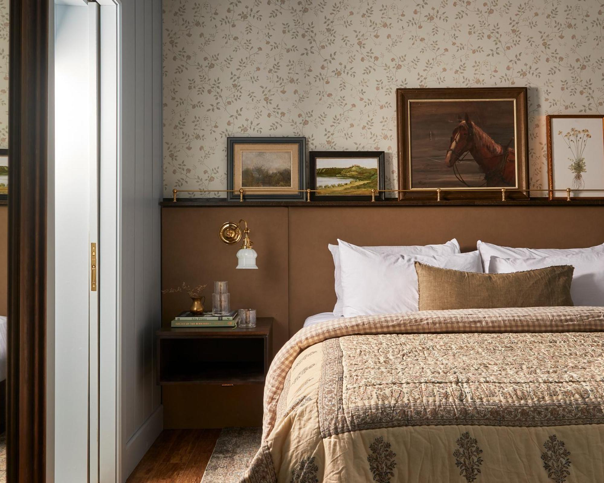 The June Motel, Beaver Valley Kimberley Екстер'єр фото