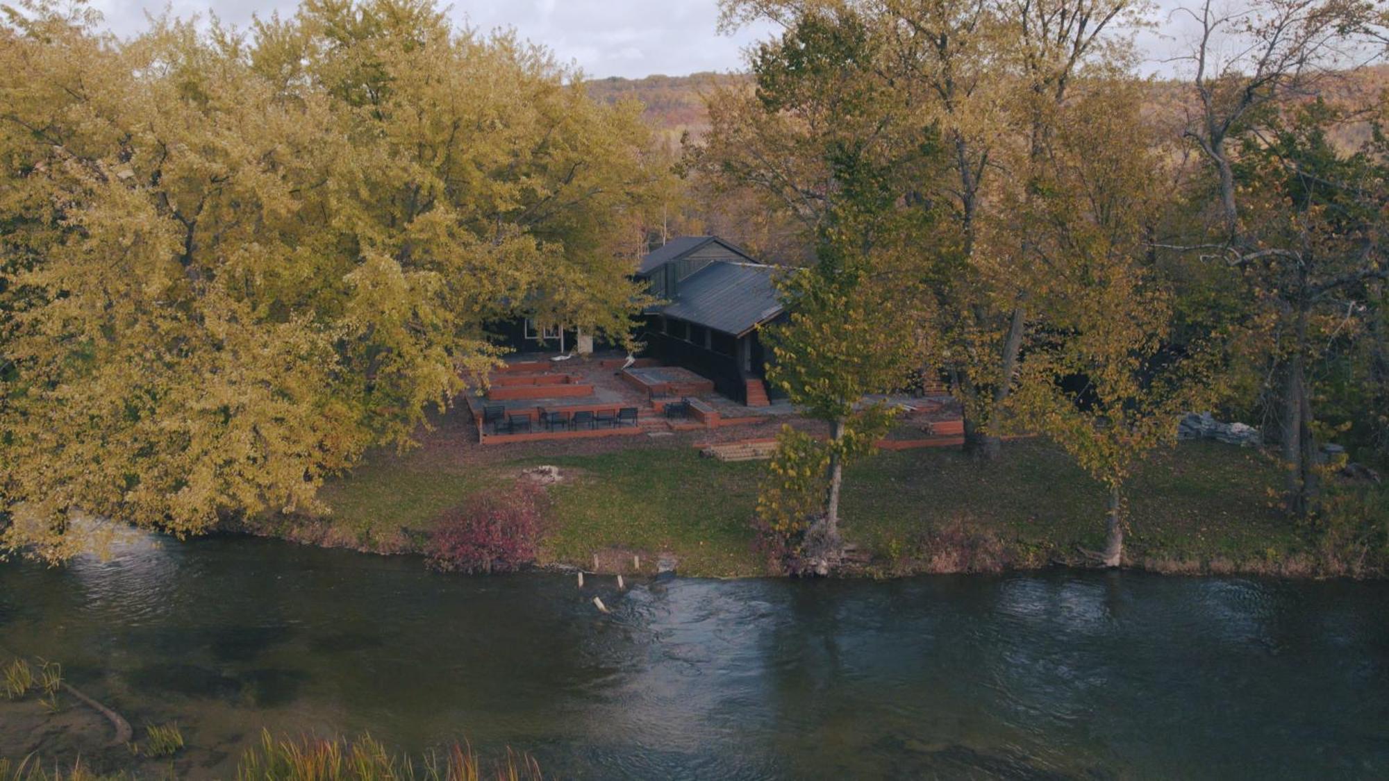 The June Motel, Beaver Valley Kimberley Екстер'єр фото